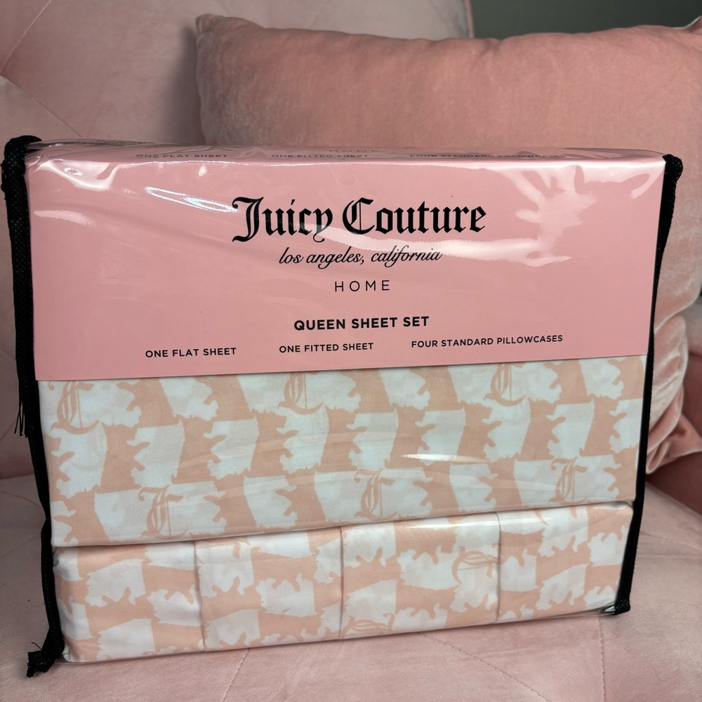 Juicy Couture QUEEN Pink Scotties Sheet Set!